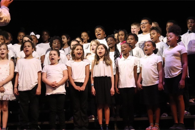 PHES students sing at their spring chorus concert